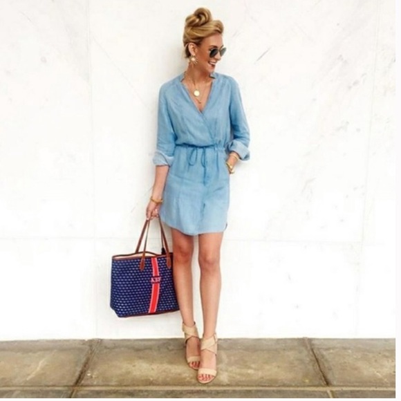 Lou & grey Long Sleeve Chambray Wrap Dress - Picture 2 of 8